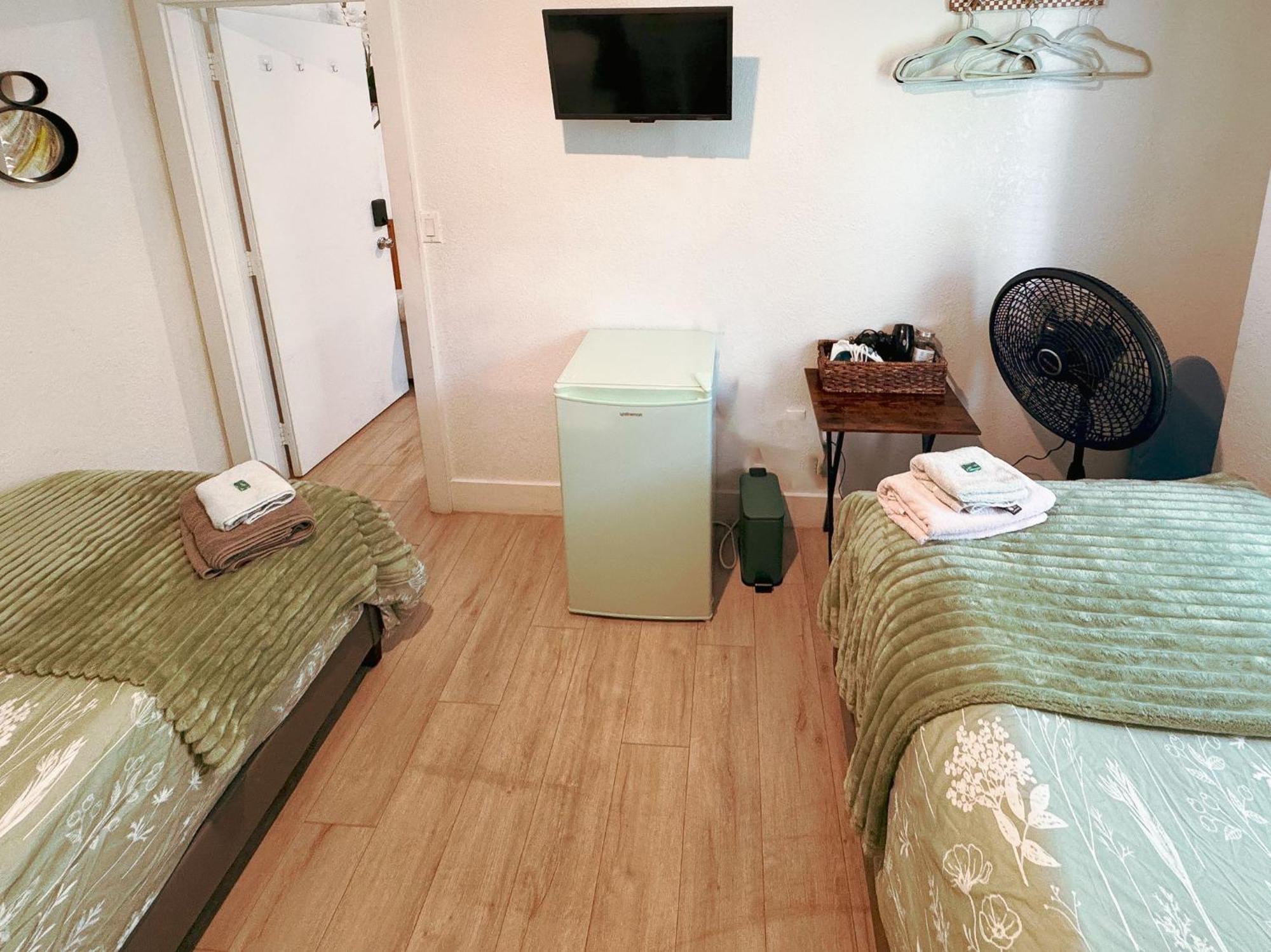 Deluxe Room In Best Location Miami In A 2 Bedrooms Unit - Parking, Laundry And Luggage Storage Dış mekan fotoğraf